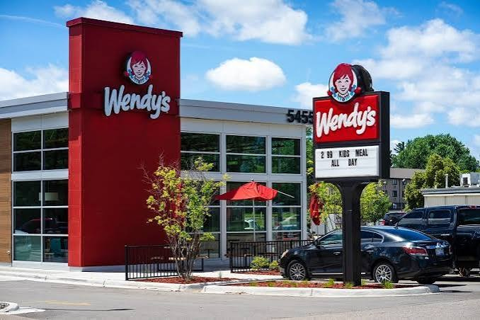 Franchise Wendy’s: Biaya, Syarat, dan Cara Daftar 2026 2 Franchise Wendys 1