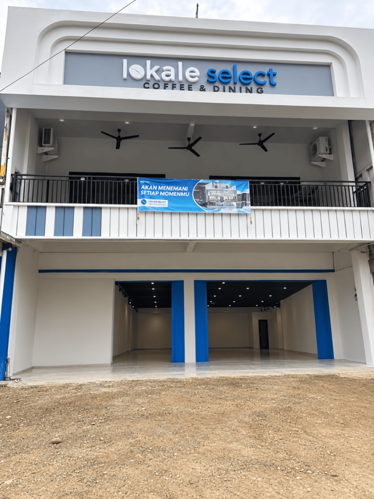 Lokale Select Cafe Exterior Facade 1